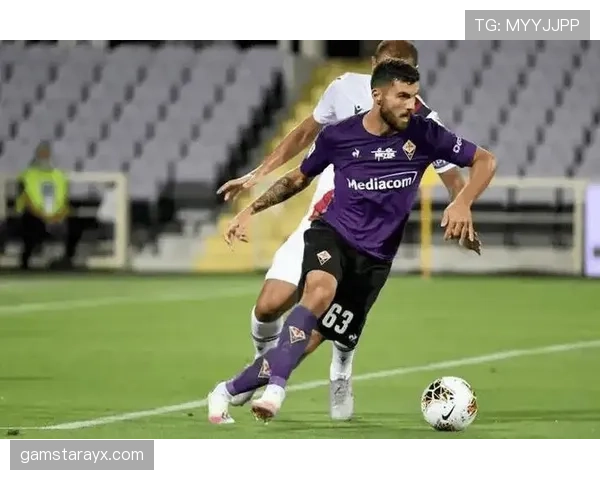 佛罗伦萨边路攻势如潮,新战术激活球队状态强势回暖 佛罗伦萨边路攻势如潮,新战术激活球队状态强势回暖