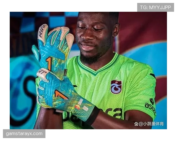 利桑德罗加盟曼联，英超迎来防线新生力量