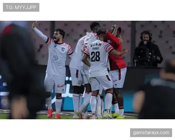 乌德勒支边路提速显威力,关键胜利彰显球队稳健表现 乌德勒支边路提速显威力,关键胜利彰显球队稳健表现