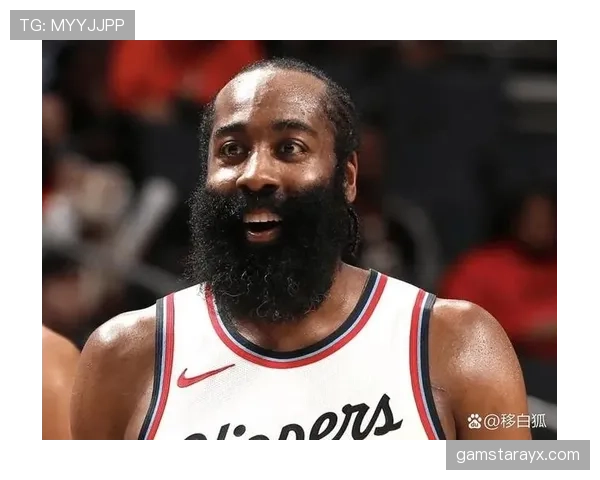 哈登这发型到底值不值那个豪宅的钱，看着就像隔壁理发店打折剩下的…